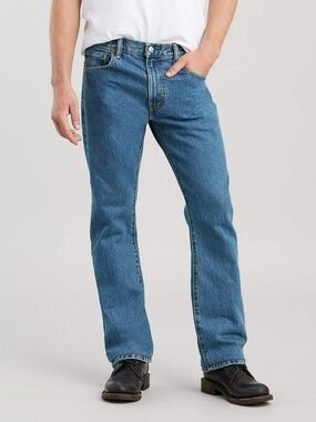 Levi's 517  Jeans in Medium Blue Wash